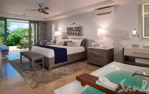 Sandals Grenada Resort & Spa-Lover's Lagoon Hideaway Walkout Junior Suite with Patio Tranquility Soaking Tub 3_12339